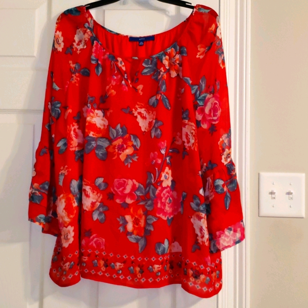 Apt 9 XXL floral blouse